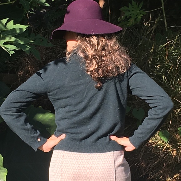 100%Cashmere Sweater😍 - Picture 4 of 10